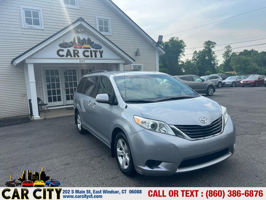2014 Toyota Sienna 5dr 8-Pass Van V6 LE FWD, available for sale in East Windsor, Connecticut | Car City LLC. East Windsor, Connecticut 2014 Toyota Sienna 5dr 8-Pass Van V6 LE FWD, available for sale in East Windsor, Connecticut | Car City LLC. East Windsor, Connecticut