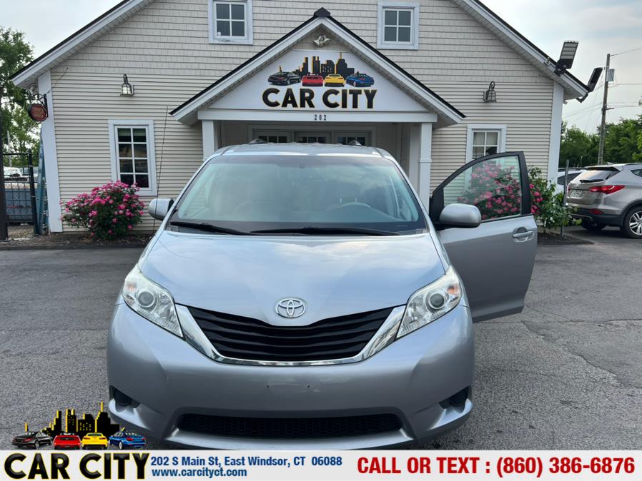 2014 Toyota Sienna 5dr 8-Pass Van V6 LE FWD, available for sale in East Windsor, Connecticut | Car City LLC. East Windsor, Connecticut 2014 Toyota Sienna 5dr 8-Pass Van V6 LE FWD, available for sale in East Windsor, Connecticut | Car City LLC. East Windsor, Connecticut