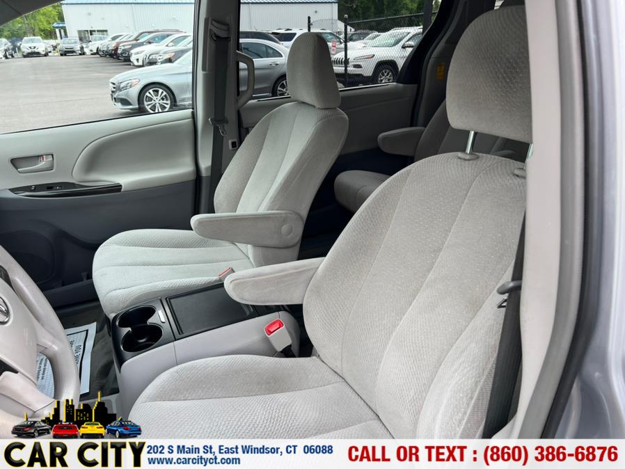 2014 Toyota Sienna 5dr 8-Pass Van V6 LE FWD, available for sale in East Windsor, Connecticut | Car City LLC. East Windsor, Connecticut 2014 Toyota Sienna 5dr 8-Pass Van V6 LE FWD, available for sale in East Windsor, Connecticut | Car City LLC. East Windsor, Connecticut