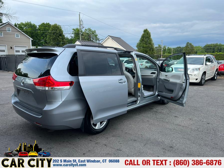 2014 Toyota Sienna 5dr 8-Pass Van V6 LE FWD, available for sale in East Windsor, Connecticut | Car City LLC. East Windsor, Connecticut 2014 Toyota Sienna 5dr 8-Pass Van V6 LE FWD, available for sale in East Windsor, Connecticut | Car City LLC. East Windsor, Connecticut