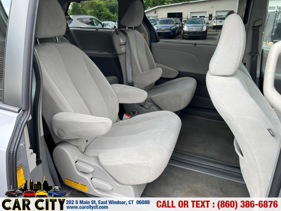 2014 Toyota Sienna 5dr 8-Pass Van V6 LE FWD, available for sale in East Windsor, Connecticut | Car City LLC. East Windsor, Connecticut 2014 Toyota Sienna 5dr 8-Pass Van V6 LE FWD, available for sale in East Windsor, Connecticut | Car City LLC. East Windsor, Connecticut