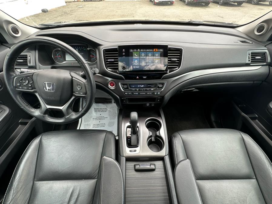 2020 Honda Pilot EX-L AWD, available for sale in Newark, New Jersey | Champion Auto Sales. Newark, New Jersey 2020 Honda Pilot EX-L AWD, available for sale in Newark, New Jersey | Champion Auto Sales. Newark, New Jersey