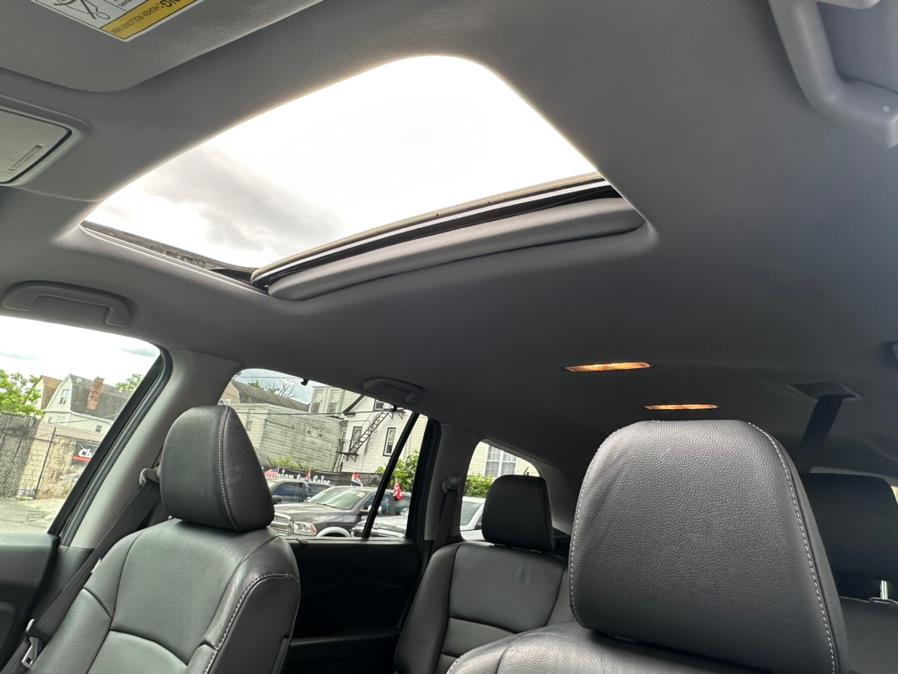 2020 Honda Pilot EX-L AWD, available for sale in Newark, New Jersey | Champion Auto Sales. Newark, New Jersey 2020 Honda Pilot EX-L AWD, available for sale in Newark, New Jersey | Champion Auto Sales. Newark, New Jersey