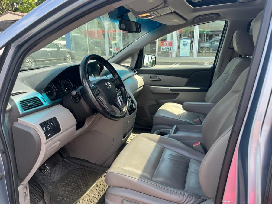 2011 Honda Odyssey EX-L. CLEAN CARFAX. LOW MILES!!!, available for sale in Elmont, New York | Sunrise of Elmont. Elmont, New York 2011 Honda Odyssey EX-L. CLEAN CARFAX. LOW MILES!!!, available for sale in Elmont, New York | Sunrise of Elmont. Elmont, New York