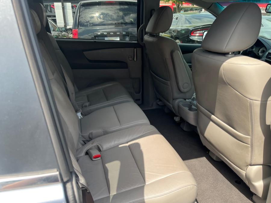 2011 Honda Odyssey EX-L. CLEAN CARFAX. LOW MILES!!!, available for sale in Elmont, New York | Sunrise of Elmont. Elmont, New York 2011 Honda Odyssey EX-L. CLEAN CARFAX. LOW MILES!!!, available for sale in Elmont, New York | Sunrise of Elmont. Elmont, New York
