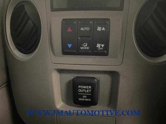 2009 Honda Pilot 4WD 4dr EX-L, available for sale in Naugatuck, Connecticut | J&M Automotive Sls&Svc LLC. Naugatuck, Connecticut 2009 Honda Pilot 4WD 4dr EX-L, available for sale in Naugatuck, Connecticut | J&M Automotive Sls&Svc LLC. Naugatuck, Connecticut