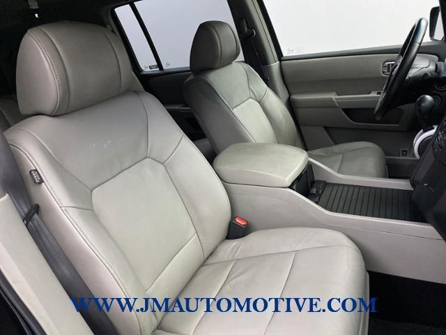 2009 Honda Pilot 4WD 4dr EX-L, available for sale in Naugatuck, Connecticut | J&M Automotive Sls&Svc LLC. Naugatuck, Connecticut 2009 Honda Pilot 4WD 4dr EX-L, available for sale in Naugatuck, Connecticut | J&M Automotive Sls&Svc LLC. Naugatuck, Connecticut