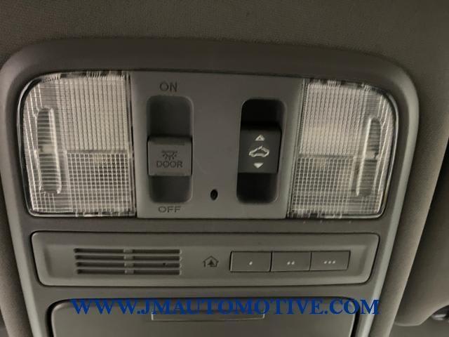 2009 Honda Pilot 4WD 4dr EX-L, available for sale in Naugatuck, Connecticut | J&M Automotive Sls&Svc LLC. Naugatuck, Connecticut 2009 Honda Pilot 4WD 4dr EX-L, available for sale in Naugatuck, Connecticut | J&M Automotive Sls&Svc LLC. Naugatuck, Connecticut