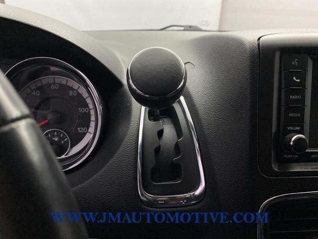 2018 Dodge Grand Caravan SE Plus Wagon, available for sale in Naugatuck, Connecticut | J&M Automotive Sls&Svc LLC. Naugatuck, Connecticut 2018 Dodge Grand Caravan SE Plus Wagon, available for sale in Naugatuck, Connecticut | J&M Automotive Sls&Svc LLC. Naugatuck, Connecticut