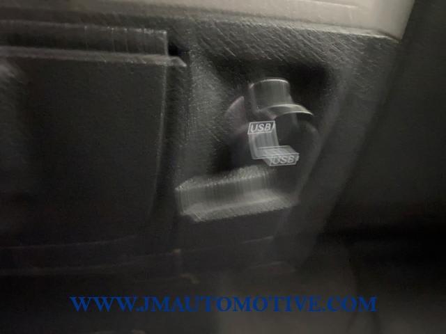 2016 Ram 1500 4WD Quad Cab 140.5 Express, available for sale in Naugatuck, Connecticut | J&M Automotive Sls&Svc LLC. Naugatuck, Connecticut 2016 Ram 1500 4WD Quad Cab 140.5 Express, available for sale in Naugatuck, Connecticut | J&M Automotive Sls&Svc LLC. Naugatuck, Connecticut