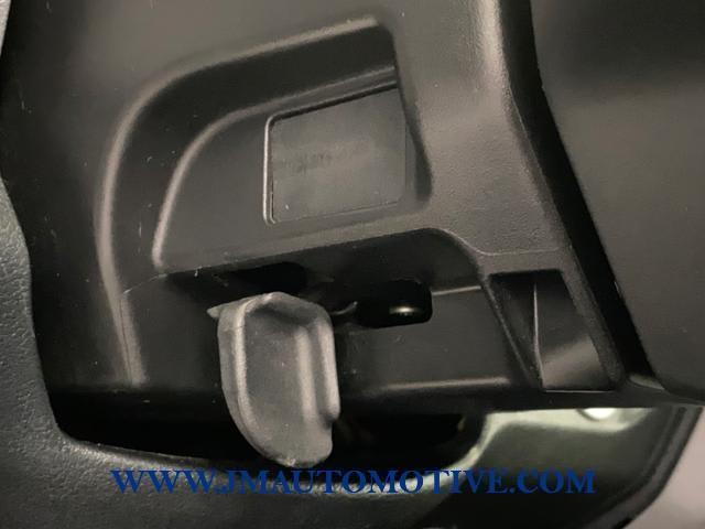 2016 Ram 1500 4WD Quad Cab 140.5 Express, available for sale in Naugatuck, Connecticut | J&M Automotive Sls&Svc LLC. Naugatuck, Connecticut 2016 Ram 1500 4WD Quad Cab 140.5 Express, available for sale in Naugatuck, Connecticut | J&M Automotive Sls&Svc LLC. Naugatuck, Connecticut