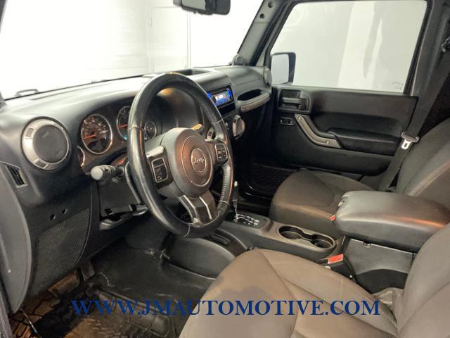 2014 Jeep Wrangler Unlimited 4WD 4dr Sport, available for sale in Naugatuck, Connecticut | J&M Automotive Sls&Svc LLC. Naugatuck, Connecticut 2014 Jeep Wrangler Unlimited 4WD 4dr Sport, available for sale in Naugatuck, Connecticut | J&M Automotive Sls&Svc LLC. Naugatuck, Connecticut