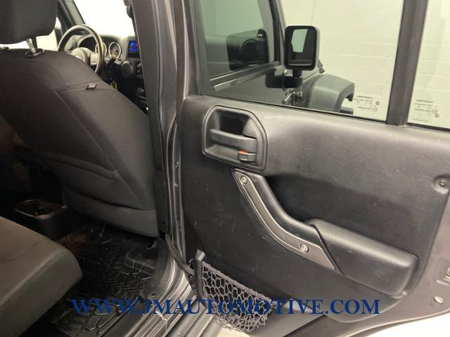 2014 Jeep Wrangler Unlimited 4WD 4dr Sport, available for sale in Naugatuck, Connecticut | J&M Automotive Sls&Svc LLC. Naugatuck, Connecticut 2014 Jeep Wrangler Unlimited 4WD 4dr Sport, available for sale in Naugatuck, Connecticut | J&M Automotive Sls&Svc LLC. Naugatuck, Connecticut