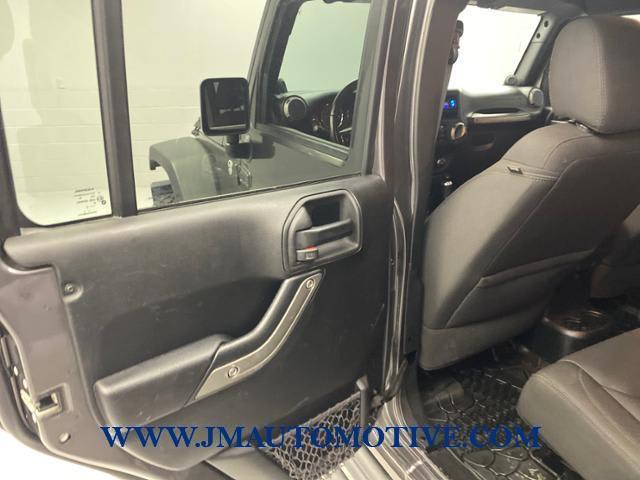 2014 Jeep Wrangler Unlimited 4WD 4dr Sport, available for sale in Naugatuck, Connecticut | J&M Automotive Sls&Svc LLC. Naugatuck, Connecticut 2014 Jeep Wrangler Unlimited 4WD 4dr Sport, available for sale in Naugatuck, Connecticut | J&M Automotive Sls&Svc LLC. Naugatuck, Connecticut