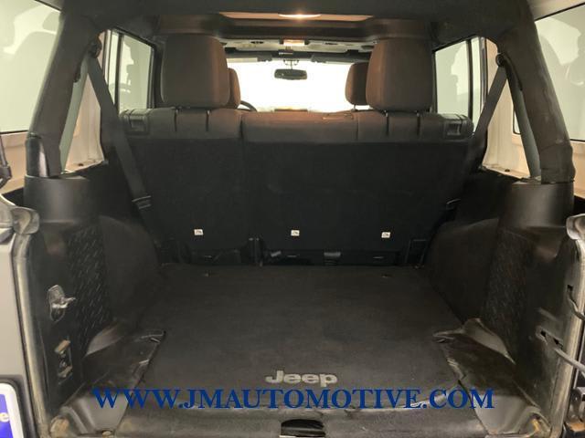 2014 Jeep Wrangler Unlimited 4WD 4dr Sport, available for sale in Naugatuck, Connecticut | J&M Automotive Sls&Svc LLC. Naugatuck, Connecticut 2014 Jeep Wrangler Unlimited 4WD 4dr Sport, available for sale in Naugatuck, Connecticut | J&M Automotive Sls&Svc LLC. Naugatuck, Connecticut