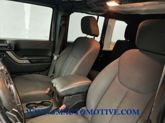 2014 Jeep Wrangler Unlimited 4WD 4dr Sport, available for sale in Naugatuck, Connecticut | J&M Automotive Sls&Svc LLC. Naugatuck, Connecticut 2014 Jeep Wrangler Unlimited 4WD 4dr Sport, available for sale in Naugatuck, Connecticut | J&M Automotive Sls&Svc LLC. Naugatuck, Connecticut