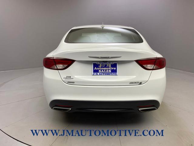 2015 Chrysler 200 4dr Sdn S AWD, available for sale in Naugatuck, Connecticut | J&M Automotive Sls&Svc LLC. Naugatuck, Connecticut 2015 Chrysler 200 4dr Sdn S AWD, available for sale in Naugatuck, Connecticut | J&M Automotive Sls&Svc LLC. Naugatuck, Connecticut