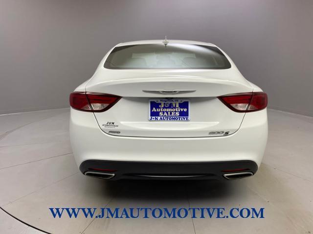 2015 Chrysler 200 4dr Sdn S AWD, available for sale in Naugatuck, Connecticut | J&M Automotive Sls&Svc LLC. Naugatuck, Connecticut 2015 Chrysler 200 4dr Sdn S AWD, available for sale in Naugatuck, Connecticut | J&M Automotive Sls&Svc LLC. Naugatuck, Connecticut