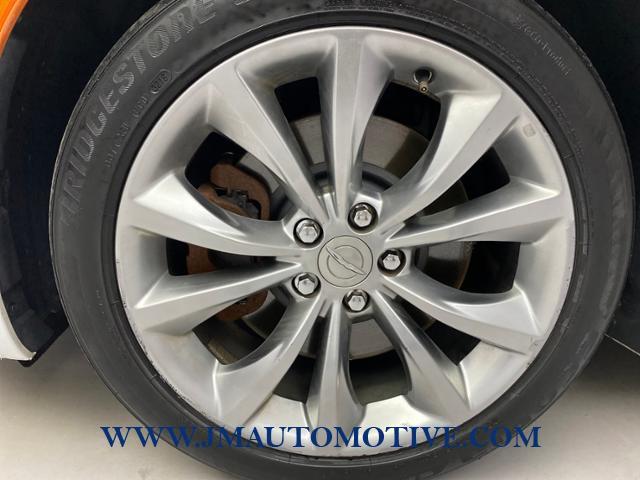 2015 Chrysler 200 4dr Sdn S AWD, available for sale in Naugatuck, Connecticut | J&M Automotive Sls&Svc LLC. Naugatuck, Connecticut 2015 Chrysler 200 4dr Sdn S AWD, available for sale in Naugatuck, Connecticut | J&M Automotive Sls&Svc LLC. Naugatuck, Connecticut