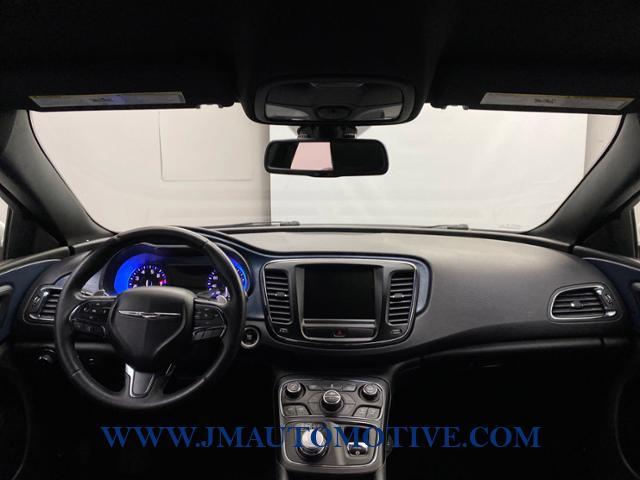 2015 Chrysler 200 4dr Sdn S AWD, available for sale in Naugatuck, Connecticut | J&M Automotive Sls&Svc LLC. Naugatuck, Connecticut 2015 Chrysler 200 4dr Sdn S AWD, available for sale in Naugatuck, Connecticut | J&M Automotive Sls&Svc LLC. Naugatuck, Connecticut