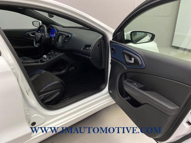 2015 Chrysler 200 4dr Sdn S AWD, available for sale in Naugatuck, Connecticut | J&M Automotive Sls&Svc LLC. Naugatuck, Connecticut 2015 Chrysler 200 4dr Sdn S AWD, available for sale in Naugatuck, Connecticut | J&M Automotive Sls&Svc LLC. Naugatuck, Connecticut