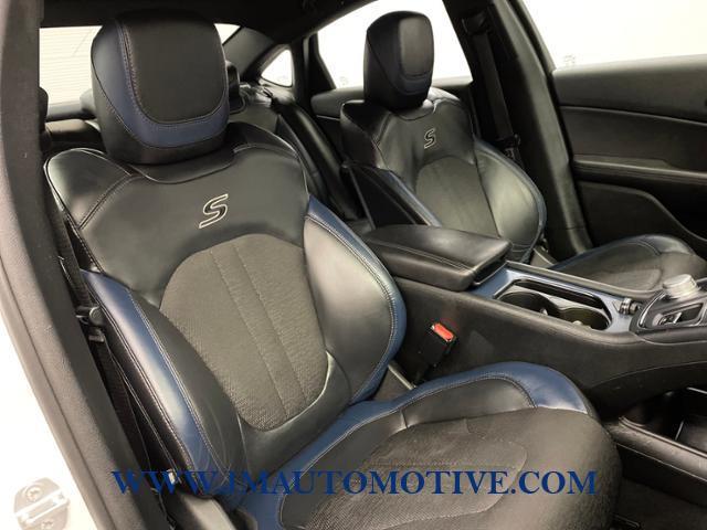 2015 Chrysler 200 4dr Sdn S AWD, available for sale in Naugatuck, Connecticut | J&M Automotive Sls&Svc LLC. Naugatuck, Connecticut 2015 Chrysler 200 4dr Sdn S AWD, available for sale in Naugatuck, Connecticut | J&M Automotive Sls&Svc LLC. Naugatuck, Connecticut