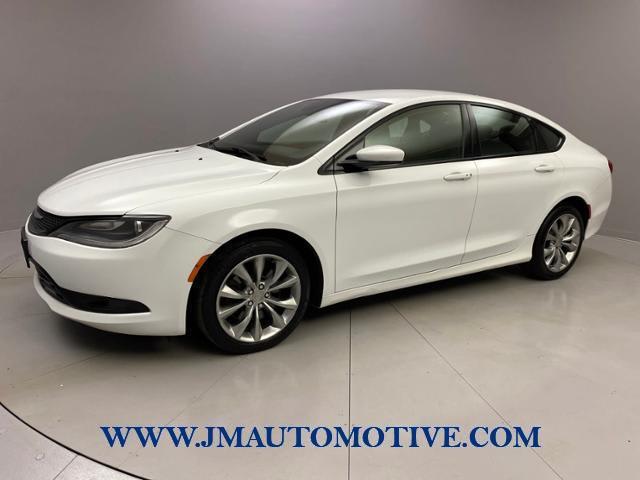 2015 Chrysler 200 4dr Sdn S AWD, available for sale in Naugatuck, Connecticut | J&M Automotive Sls&Svc LLC. Naugatuck, Connecticut 2015 Chrysler 200 4dr Sdn S AWD, available for sale in Naugatuck, Connecticut | J&M Automotive Sls&Svc LLC. Naugatuck, Connecticut