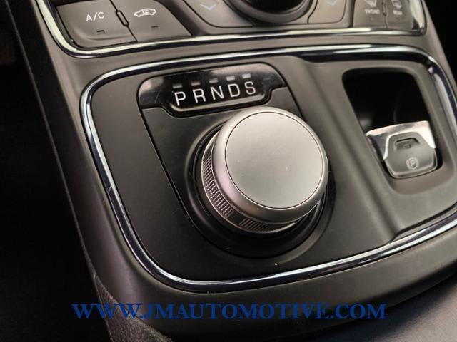 2015 Chrysler 200 4dr Sdn S AWD, available for sale in Naugatuck, Connecticut | J&M Automotive Sls&Svc LLC. Naugatuck, Connecticut 2015 Chrysler 200 4dr Sdn S AWD, available for sale in Naugatuck, Connecticut | J&M Automotive Sls&Svc LLC. Naugatuck, Connecticut