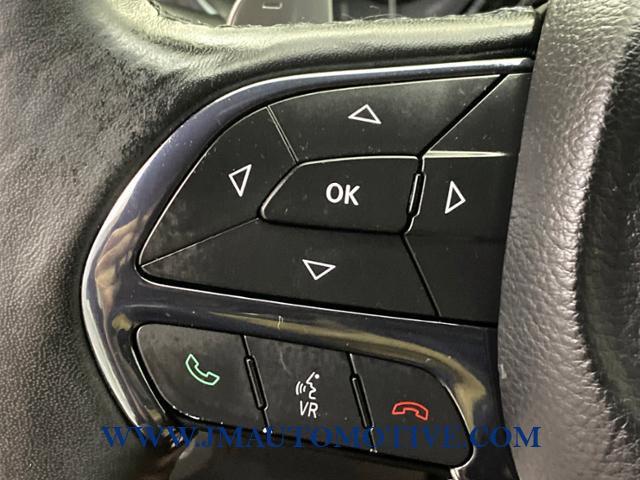 2015 Chrysler 200 4dr Sdn S AWD, available for sale in Naugatuck, Connecticut | J&M Automotive Sls&Svc LLC. Naugatuck, Connecticut 2015 Chrysler 200 4dr Sdn S AWD, available for sale in Naugatuck, Connecticut | J&M Automotive Sls&Svc LLC. Naugatuck, Connecticut