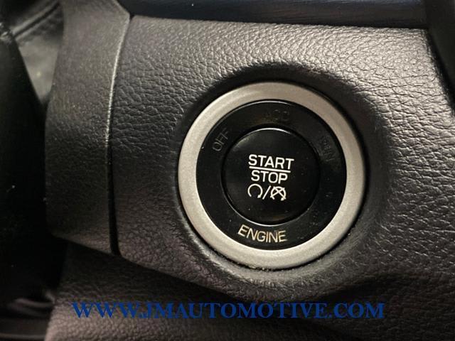 2015 Chrysler 200 4dr Sdn S AWD, available for sale in Naugatuck, Connecticut | J&M Automotive Sls&Svc LLC. Naugatuck, Connecticut 2015 Chrysler 200 4dr Sdn S AWD, available for sale in Naugatuck, Connecticut | J&M Automotive Sls&Svc LLC. Naugatuck, Connecticut