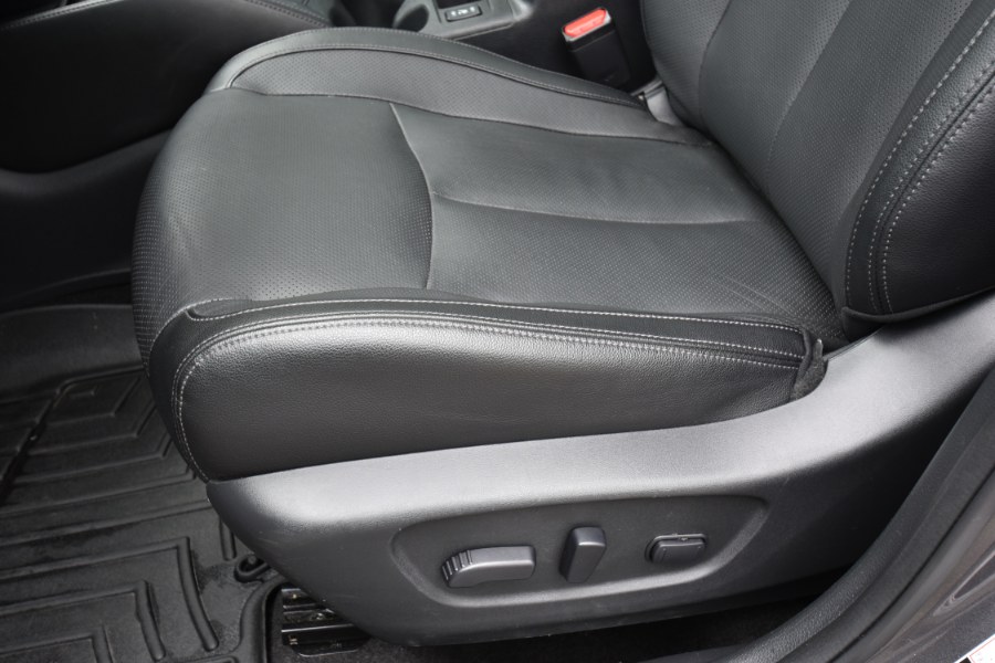 2017 Nissan Rogue 2017.5 AWD SL, available for sale in Waterbury, Connecticut | Highline Car Connection. Waterbury, Connecticut 2017 Nissan Rogue 2017.5 AWD SL, available for sale in Waterbury, Connecticut | Highline Car Connection. Waterbury, Connecticut