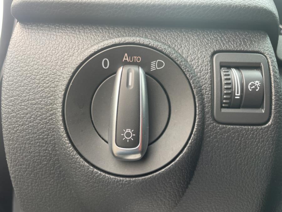 2016 Volkswagen Tiguan 2WD 4dr Auto S, available for sale in Hartford, Connecticut | Lex Autos LLC. Hartford, Connecticut 2016 Volkswagen Tiguan 2WD 4dr Auto S, available for sale in Hartford, Connecticut | Lex Autos LLC. Hartford, Connecticut
