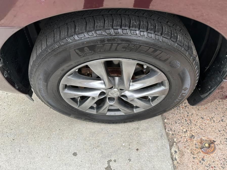 2013 INFINITI JX35 AWD 4dr, available for sale in Manchester, Connecticut | Carsonmain LLC. Manchester, Connecticut 2013 INFINITI JX35 AWD 4dr, available for sale in Manchester, Connecticut | Carsonmain LLC. Manchester, Connecticut