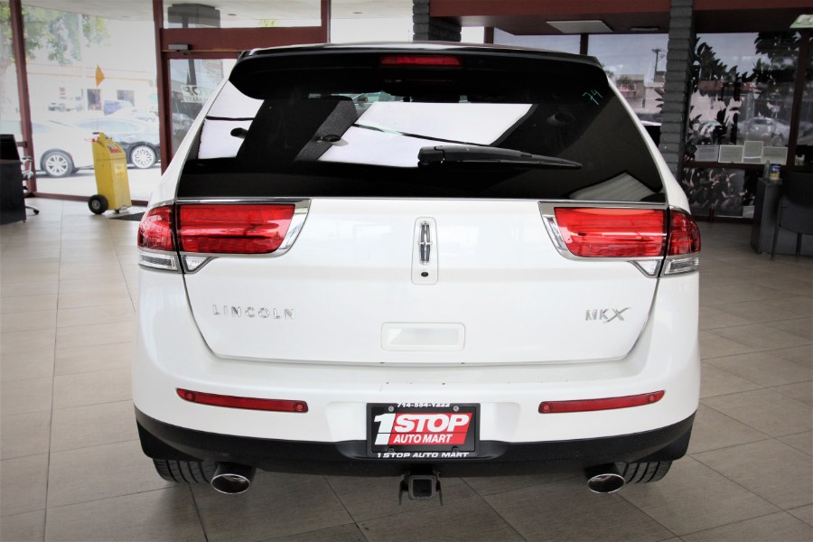 2014 Lincoln MKX FWD 4dr, available for sale in Garden Grove, California | 1 Stop Auto Mart Inc.. Garden Grove, California 2014 Lincoln MKX FWD 4dr, available for sale in Garden Grove, California | 1 Stop Auto Mart Inc.. Garden Grove, California