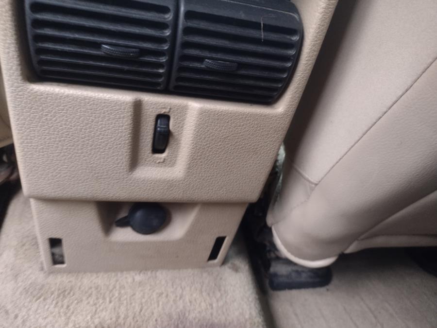 2006 Ford Explorer 4dr 114" WB 4.0L Eddie Bauer 4WD, available for sale in Chicopee, Massachusetts | Matts Auto Mall LLC. Chicopee, Massachusetts 2006 Ford Explorer 4dr 114" WB 4.0L Eddie Bauer 4WD, available for sale in Chicopee, Massachusetts | Matts Auto Mall LLC. Chicopee, Massachusetts