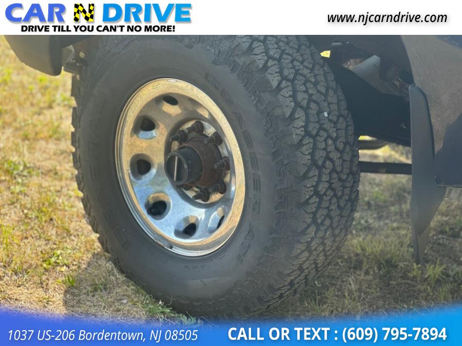 2004 Ford F-250 Sd XLT Crew Cab Long Bed 4WD, available for sale in Burlington, New Jersey | Car N Drive. Burlington, New Jersey 2004 Ford F-250 Sd XLT Crew Cab Long Bed 4WD, available for sale in Burlington, New Jersey | Car N Drive. Burlington, New Jersey
