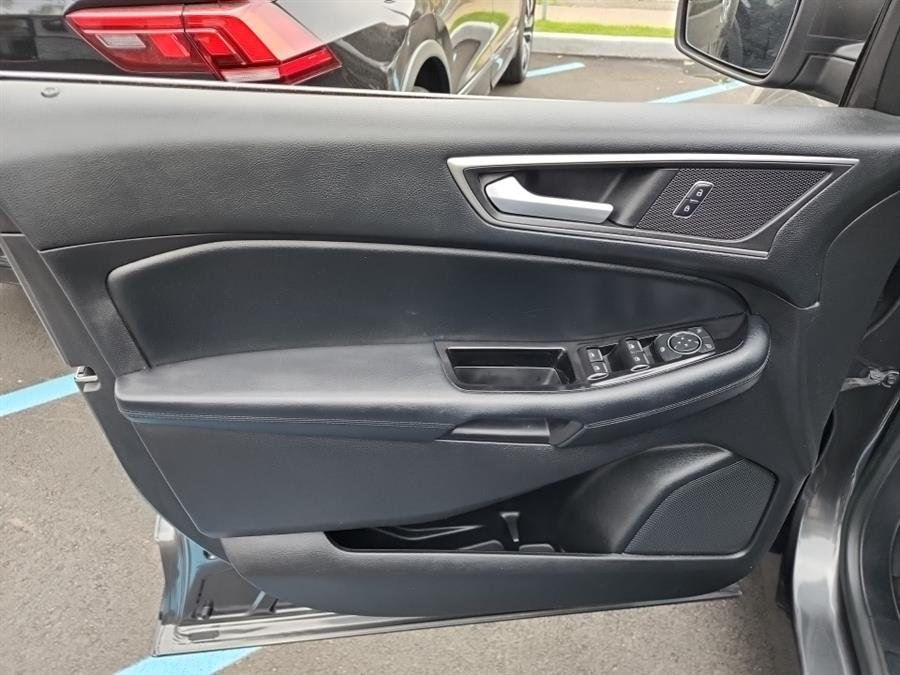2015 Ford Edge 4dr SEL AWD, available for sale in Islip, New York | L.I. Auto Gallery. Islip, New York 2015 Ford Edge 4dr SEL AWD, available for sale in Islip, New York | L.I. Auto Gallery. Islip, New York