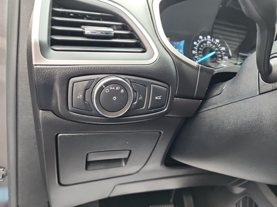 2015 Ford Edge 4dr SEL AWD, available for sale in Islip, New York | L.I. Auto Gallery. Islip, New York 2015 Ford Edge 4dr SEL AWD, available for sale in Islip, New York | L.I. Auto Gallery. Islip, New York