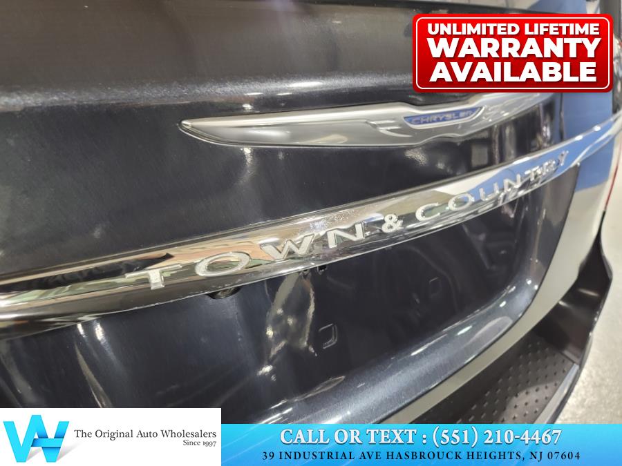 2013 Chrysler Town & Country 4dr Wgn Touring, available for sale in Lodi, New Jersey | AW Auto & Truck Wholesalers, Inc. Lodi, New Jersey 2013 Chrysler Town & Country 4dr Wgn Touring, available for sale in Lodi, New Jersey | AW Auto & Truck Wholesalers, Inc. Lodi, New Jersey