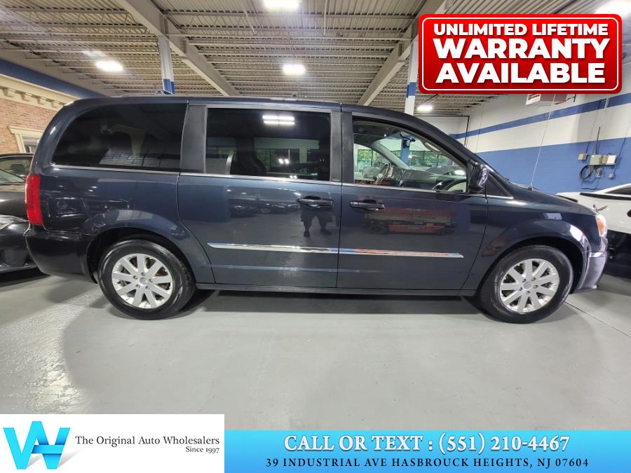 2013 Chrysler Town & Country 4dr Wgn Touring, available for sale in Lodi, New Jersey | AW Auto & Truck Wholesalers, Inc. Lodi, New Jersey 2013 Chrysler Town & Country 4dr Wgn Touring, available for sale in Lodi, New Jersey | AW Auto & Truck Wholesalers, Inc. Lodi, New Jersey