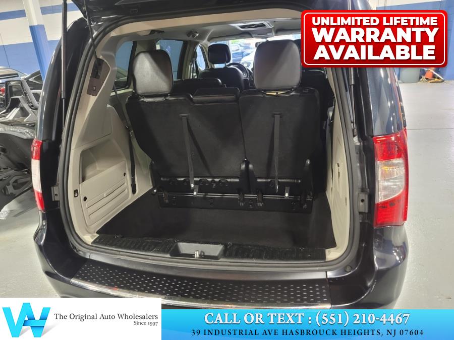 2013 Chrysler Town & Country 4dr Wgn Touring, available for sale in Lodi, New Jersey | AW Auto & Truck Wholesalers, Inc. Lodi, New Jersey 2013 Chrysler Town & Country 4dr Wgn Touring, available for sale in Lodi, New Jersey | AW Auto & Truck Wholesalers, Inc. Lodi, New Jersey