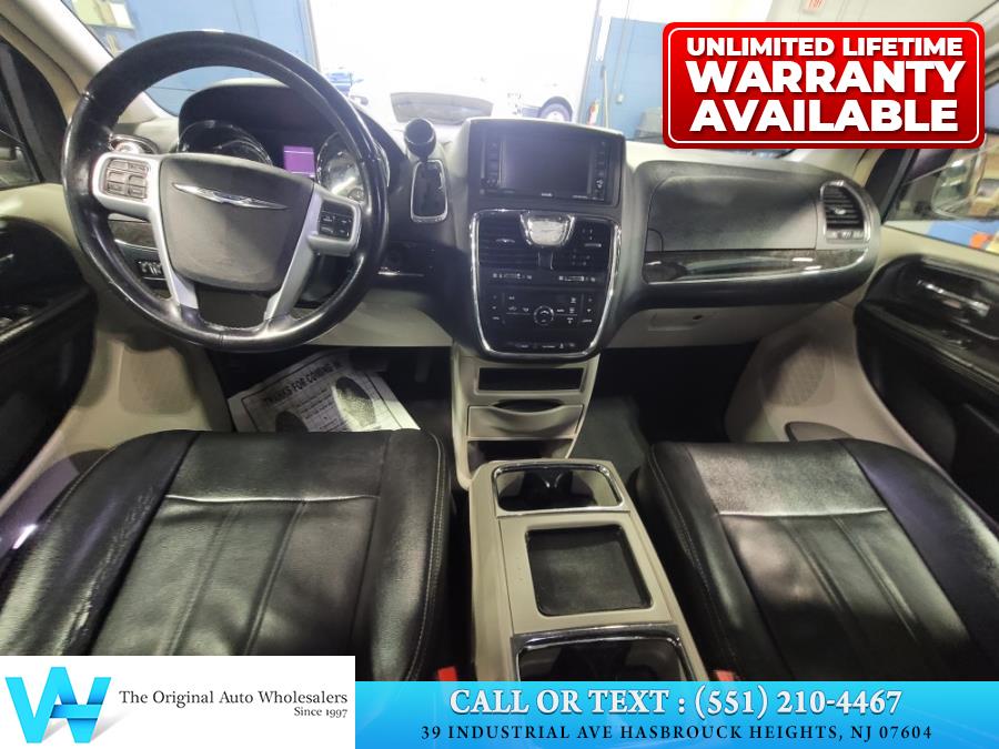2013 Chrysler Town & Country 4dr Wgn Touring, available for sale in Lodi, New Jersey | AW Auto & Truck Wholesalers, Inc. Lodi, New Jersey 2013 Chrysler Town & Country 4dr Wgn Touring, available for sale in Lodi, New Jersey | AW Auto & Truck Wholesalers, Inc. Lodi, New Jersey
