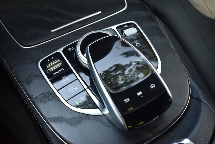 2020 Mercedes-benz E-class E 350 4MATIC AWD 4dr Sedan, available for sale in Great Neck, New York | Camy Cars. Great Neck, New York 2020 Mercedes-benz E-class E 350 4MATIC AWD 4dr Sedan, available for sale in Great Neck, New York | Camy Cars. Great Neck, New York