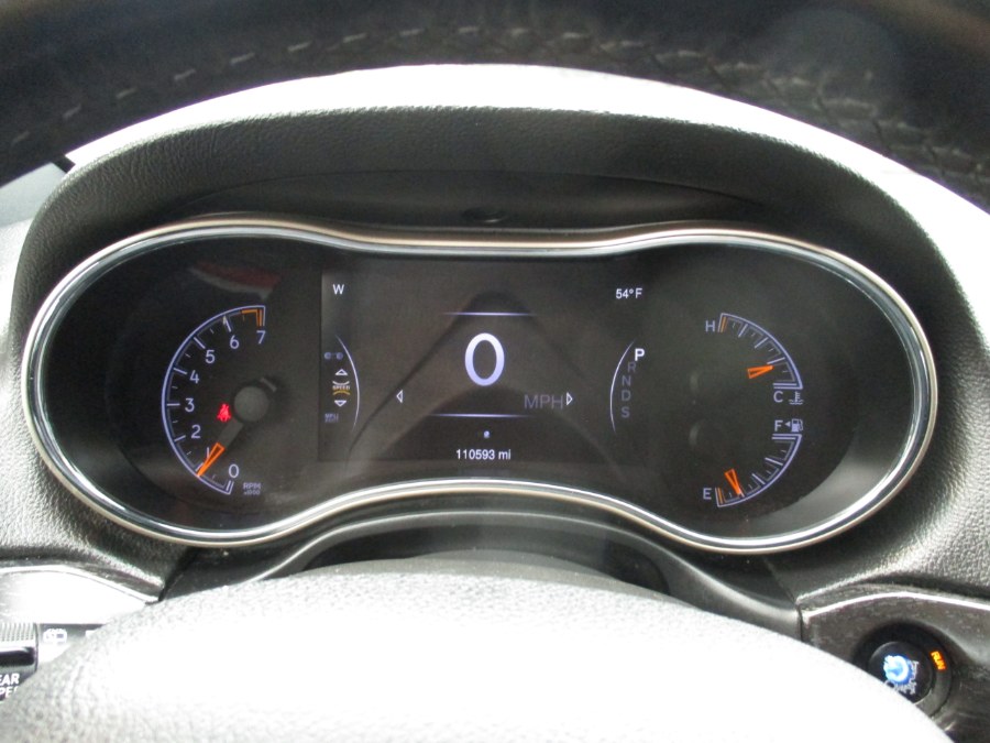 2014 Jeep Grand Cherokee 4WD 4dr Laredo, available for sale in New Britain, Connecticut | Universal Motors LLC. New Britain, Connecticut 2014 Jeep Grand Cherokee 4WD 4dr Laredo, available for sale in New Britain, Connecticut | Universal Motors LLC. New Britain, Connecticut