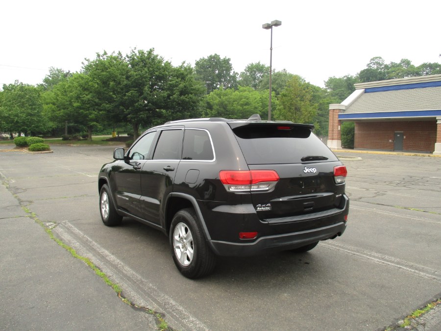 2014 Jeep Grand Cherokee 4WD 4dr Laredo, available for sale in New Britain, Connecticut | Universal Motors LLC. New Britain, Connecticut 2014 Jeep Grand Cherokee 4WD 4dr Laredo, available for sale in New Britain, Connecticut | Universal Motors LLC. New Britain, Connecticut