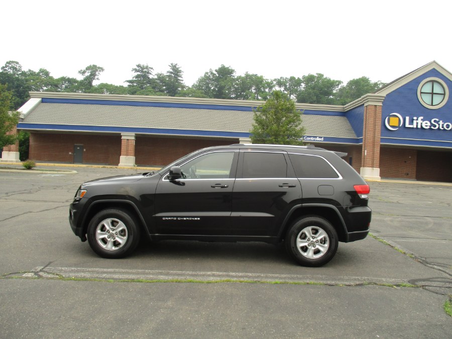 2014 Jeep Grand Cherokee 4WD 4dr Laredo, available for sale in New Britain, Connecticut | Universal Motors LLC. New Britain, Connecticut 2014 Jeep Grand Cherokee 4WD 4dr Laredo, available for sale in New Britain, Connecticut | Universal Motors LLC. New Britain, Connecticut