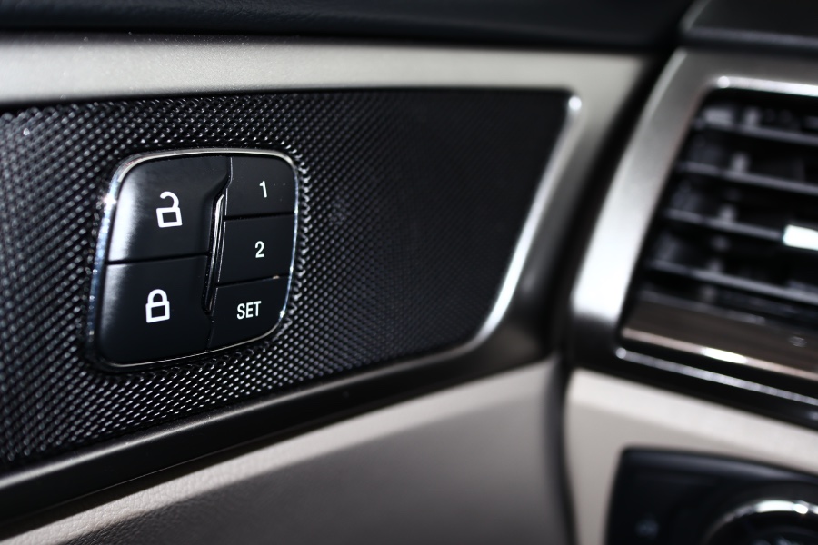 2019 Ford Fusion SEL FWD, available for sale in Jamaica, New York | Hillside Auto Mall Inc.. Jamaica, New York 2019 Ford Fusion SEL FWD, available for sale in Jamaica, New York | Hillside Auto Mall Inc.. Jamaica, New York