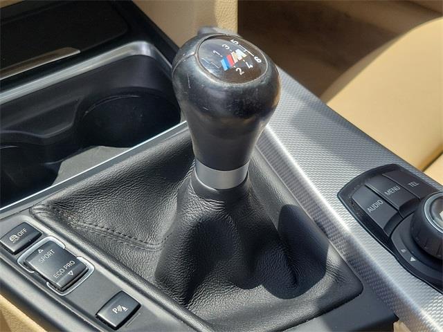 2014 BMW 3 Series 335i xDrive, available for sale in Stratford, Connecticut | Wiz Leasing Inc. Stratford, Connecticut 2014 BMW 3 Series 335i xDrive, available for sale in Stratford, Connecticut | Wiz Leasing Inc. Stratford, Connecticut