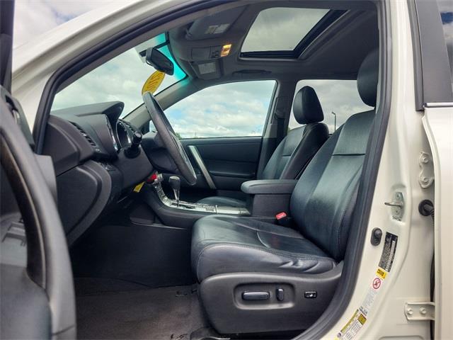 2012 Toyota Highlander Limited, available for sale in Stratford, Connecticut | Wiz Leasing Inc. Stratford, Connecticut 2012 Toyota Highlander Limited, available for sale in Stratford, Connecticut | Wiz Leasing Inc. Stratford, Connecticut