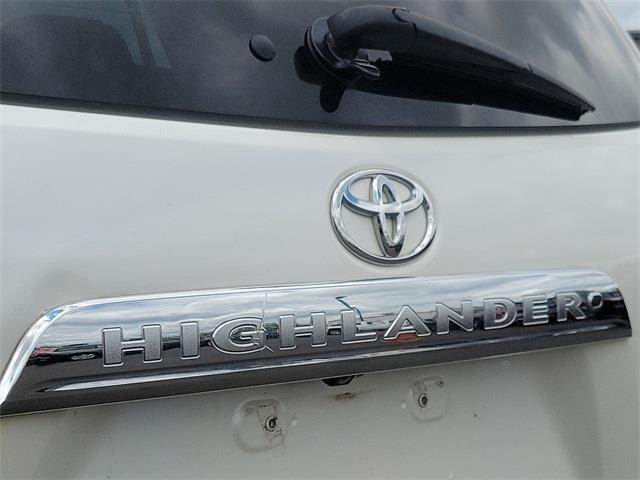 2012 Toyota Highlander Limited, available for sale in Stratford, Connecticut | Wiz Leasing Inc. Stratford, Connecticut 2012 Toyota Highlander Limited, available for sale in Stratford, Connecticut | Wiz Leasing Inc. Stratford, Connecticut